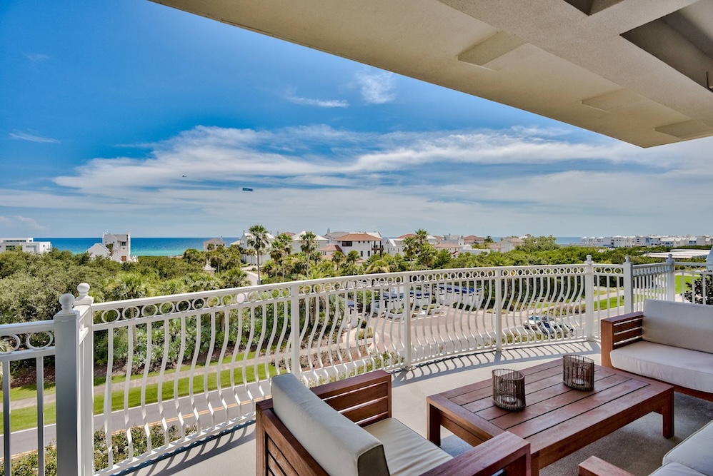 Legacy Alexander at 30A Luxury Vacations